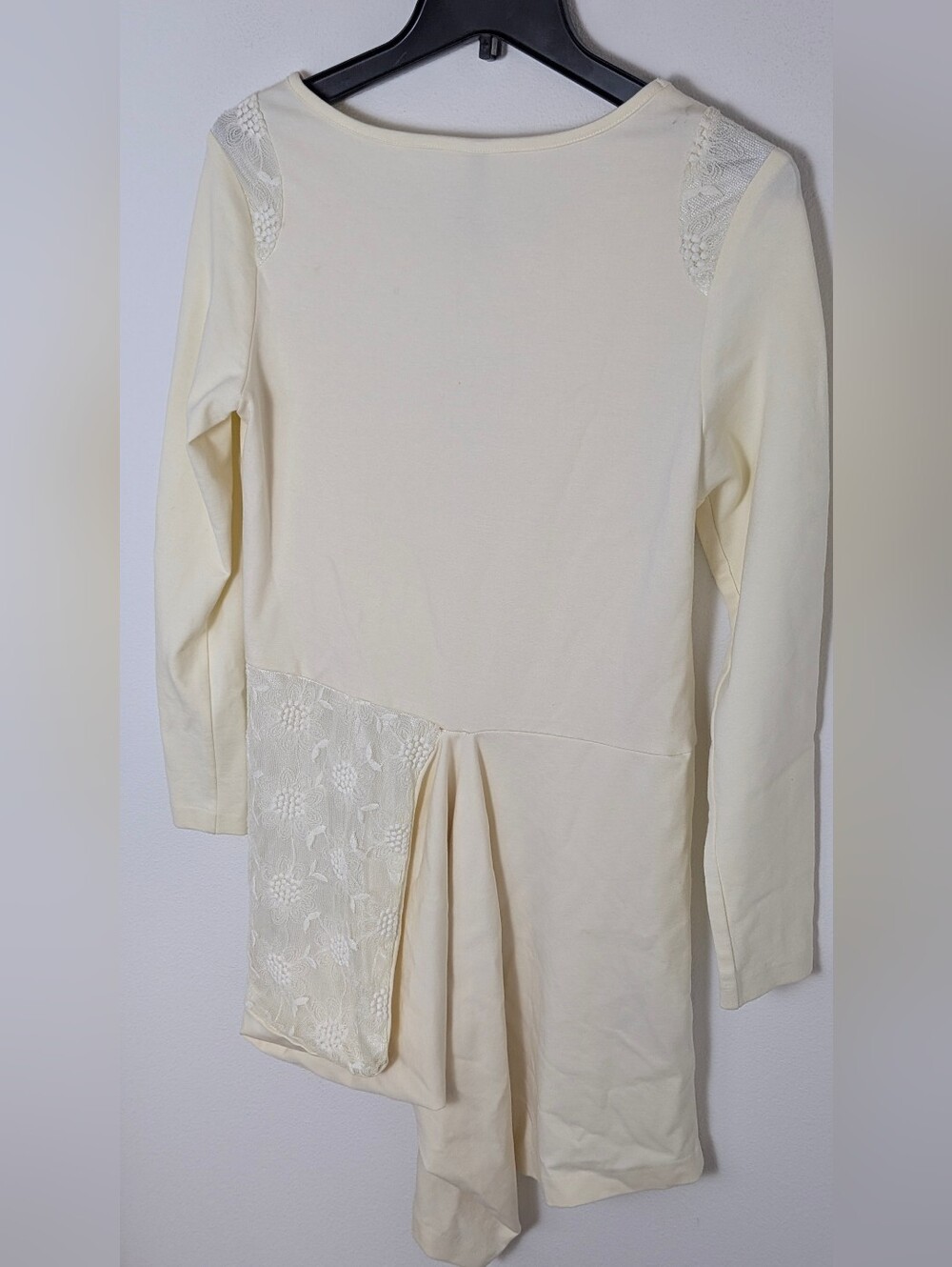Honey Egg Asymmetrical White Lace Mini Dress Size S/M Long Sleeve Side Lace New - Picture 7 of 13